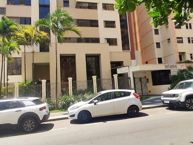 Apartamento 3 quartos e 3 banheiros, à venda, no bairro Setor Bueno em Goiânia