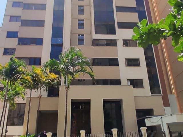 Apartamento 3 quartos e 3 banheiros, à venda, no bairro Setor Bueno em Goiânia