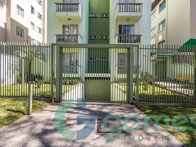 Apartamento 2 quartos e 1 banheiro, para alugar, no bairro Água Verde em Curitiba
