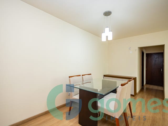 Apartamento 2 quartos e 1 banheiro, para alugar, no bairro Água Verde em Curitiba