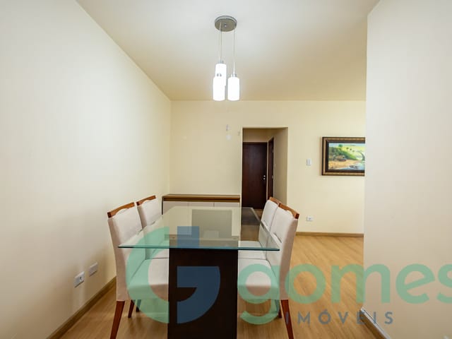 Apartamento 2 quartos e 1 banheiro, para alugar, no bairro Água Verde em Curitiba