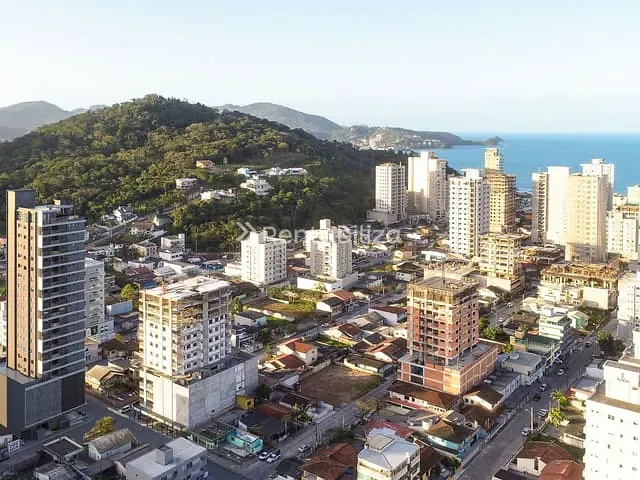 Apartamento 3 quartos e 1 banheiro, à venda, no bairro Morretes em Itapema