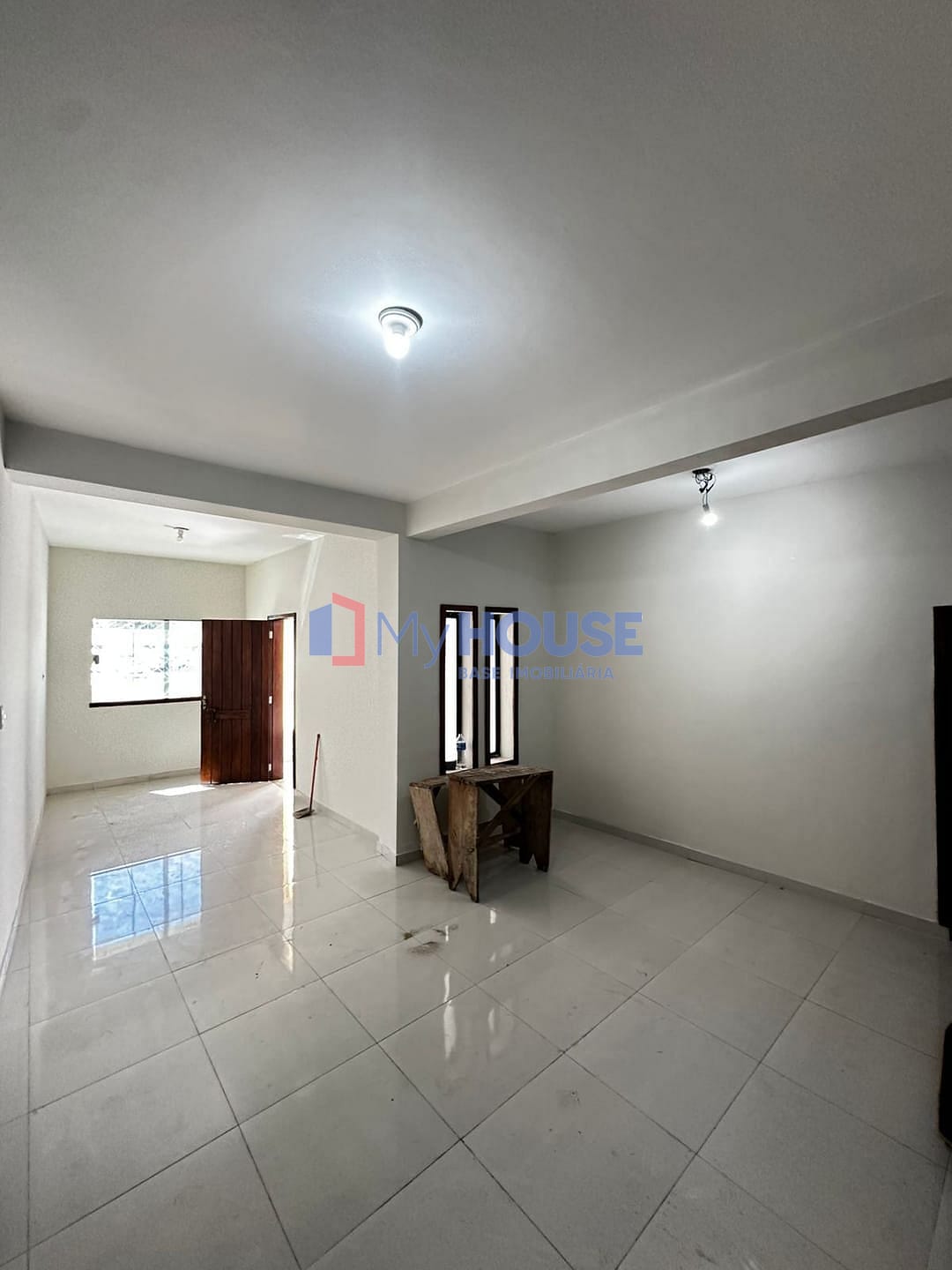 Apartamento à venda com 2 quartos, 62m² - Foto 3