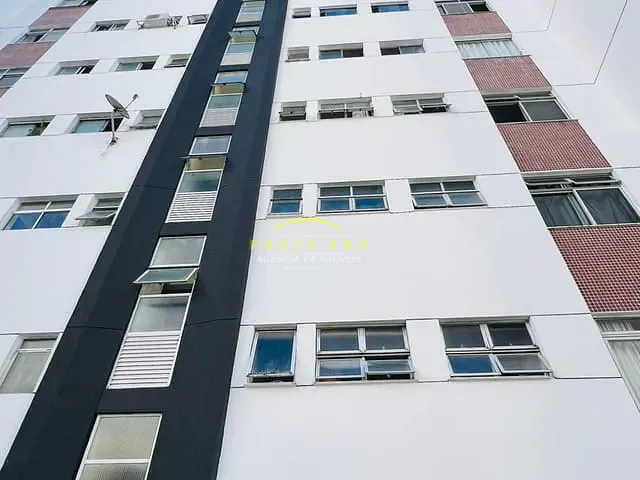 Apartamento 3 quartos e 2 banheiros, à venda, no bairro Chame-Chame em Salvador