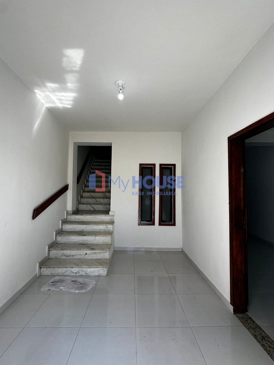 Apartamento à venda com 3 quartos, 67m² - Foto 3