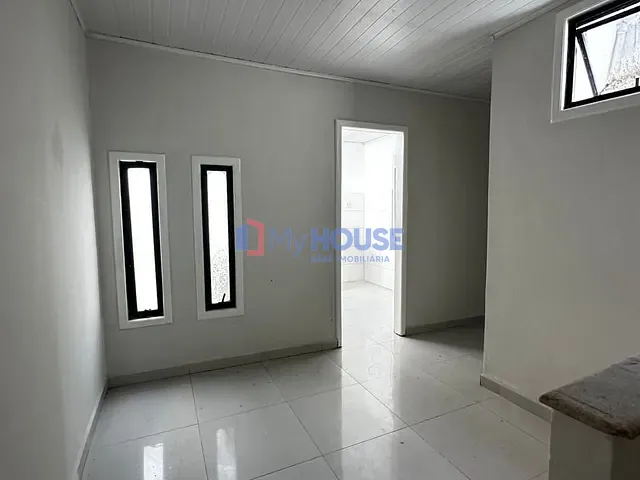 Apartamento com 67m² 3 quartos e 1 banheiro, à venda, no bairro Malhado em Ilhéus