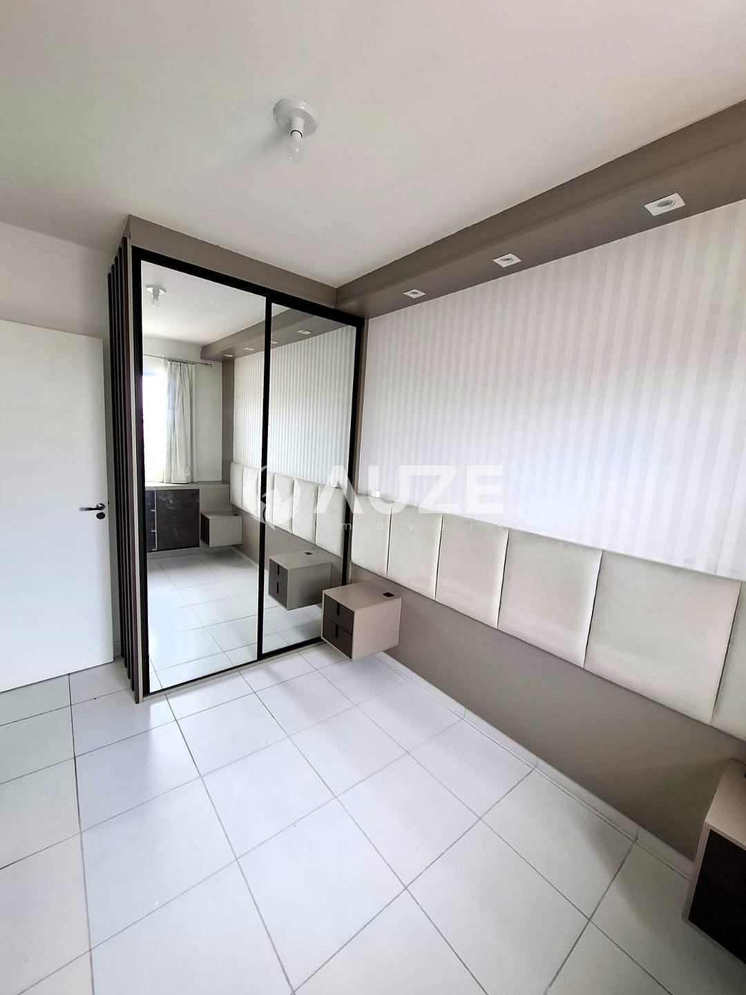 Apartamento à venda com 2 quartos, 44m² - Foto 15