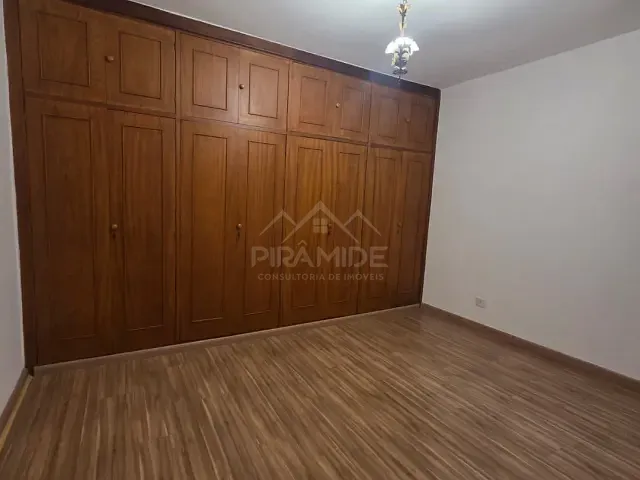 Apartamento 2 quartos e 1 banheiro, para alugar, no bairro Centro em Poços de Caldas