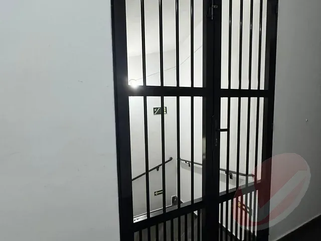 Apartamento com 87m² 1 quarto e 1 banheiro, à venda, no bairro Guilhermina em Praia Grande