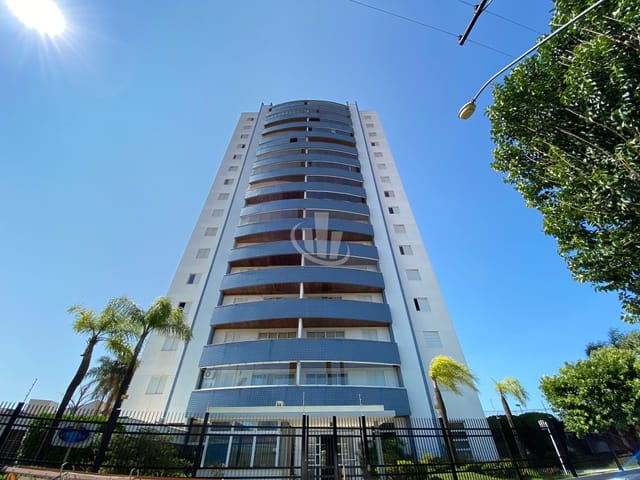 Foto do Apartamento - Apartamento à venda 4 Quartos, 1 Suite, 2 Vagas, 130M², Edifício Maison Versailles, ARARAQUARA - SP | Investe Imobiliária LTDA