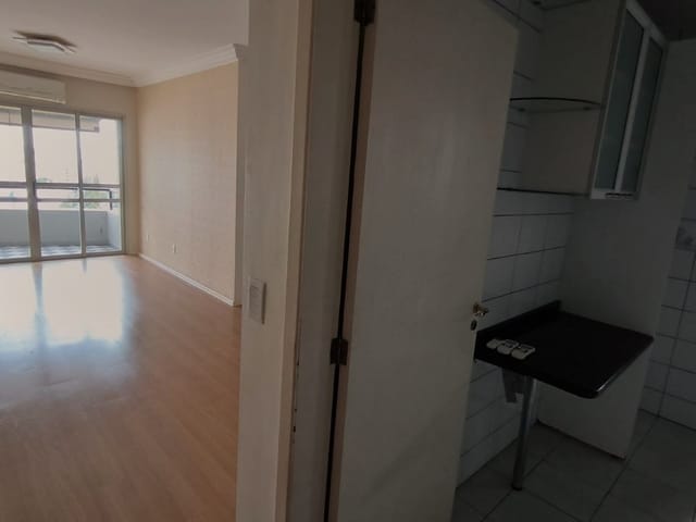 Foto do Apartamento - Ótimo apartamento à venda no centro da cidade - Edifício Piemonte, 94,39 m² -  03 dormitórios, sendo 1 suíte com sacada, Londrina, PR. | Grupo Mitral Imóveis