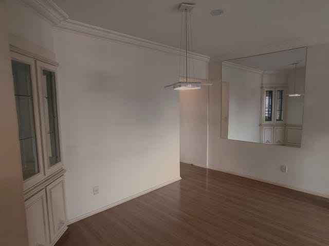 Foto do Apartamento - Ótimo apartamento à venda no centro da cidade - Edifício Piemonte, 94,39 m² -  03 dormitórios, sendo 1 suíte com sacada, Londrina, PR. | Grupo Mitral Imóveis