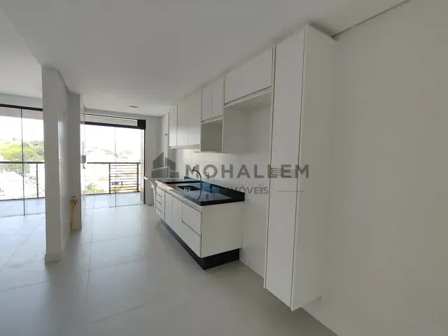 Apartamento 2 quartos e 2 banheiros, para alugar, no bairro Centro em Itajubá