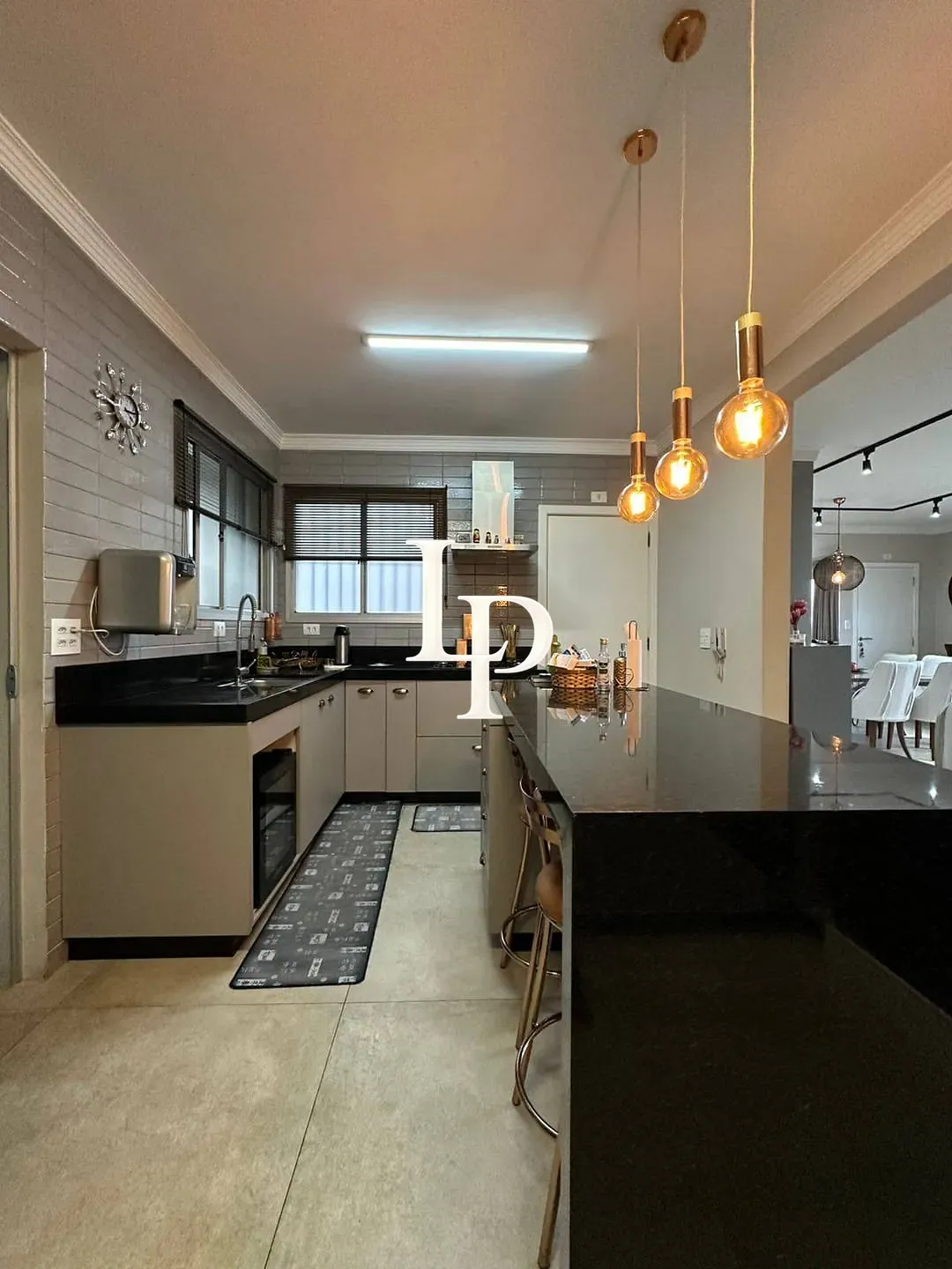 Apartamento, 3 quartos, 136 m² - Foto 1