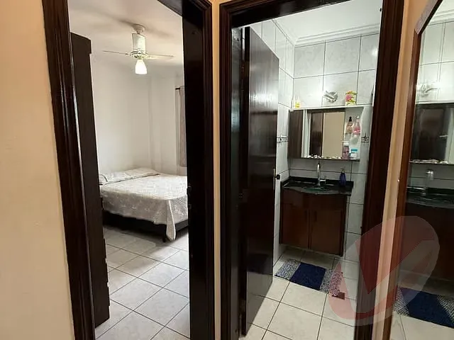 Apartamento 1 quarto e 1 banheiro, à venda, no bairro Ocian em Praia Grande