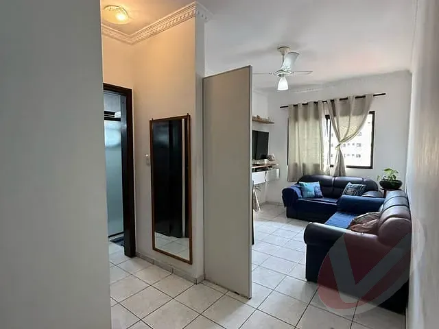 Apartamento 1 quarto e 1 banheiro, à venda, no bairro Ocian em Praia Grande