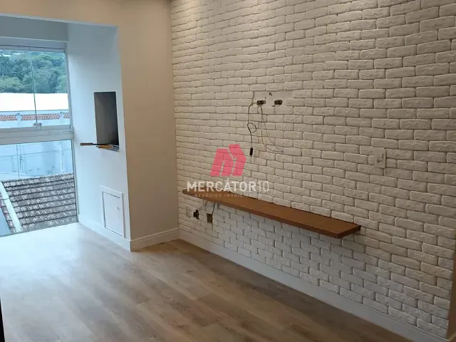 Apartamento 2 quartos e 1 banheiro, para alugar, no bairro Velha Central em Blumenau