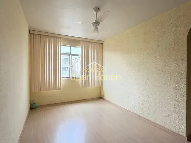 Apartamento 3 quartos e 2 banheiros, à venda, no bairro Colina em Volta Redonda