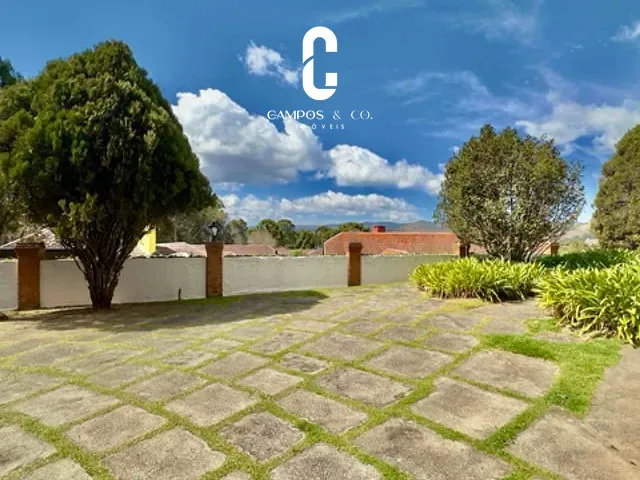 Apartamento com 344m² 4 quartos e 4 banheiros, à venda, no bairro Jardim Embaixador em Campos do Jordão