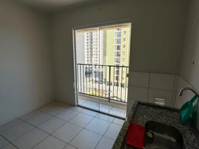 Apartamento 2 quartos e 1 banheiro, à venda, no bairro Parque Oeste Industrial em Goiânia