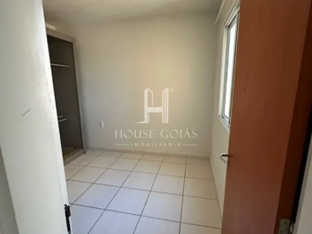 Apartamento 2 quartos e 1 banheiro, à venda, no bairro Parque Oeste Industrial em Goiânia