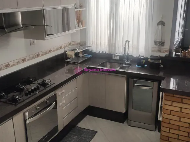 Apartamento com 176m² 3 quartos e 2 banheiros, à venda, no bairro Vila Floresta em Santo André