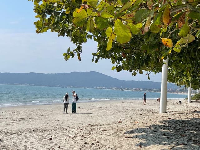 Apartamento 2 quartos e 2 banheiros, à venda, no bairro Canasvieiras em Florianópolis