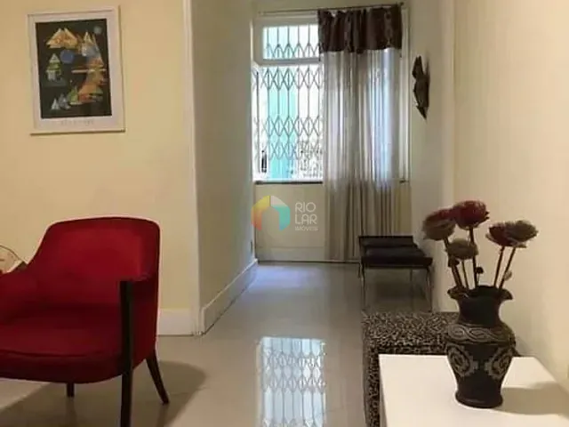 Apartamento com 90m² 3 quartos e 2 banheiros, à venda, no bairro Leme em Rio de Janeiro