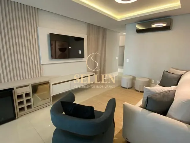 Apartamento com 203m² 3 quartos e 3 banheiros, à venda, no bairro Centro em Balneário Camboriú