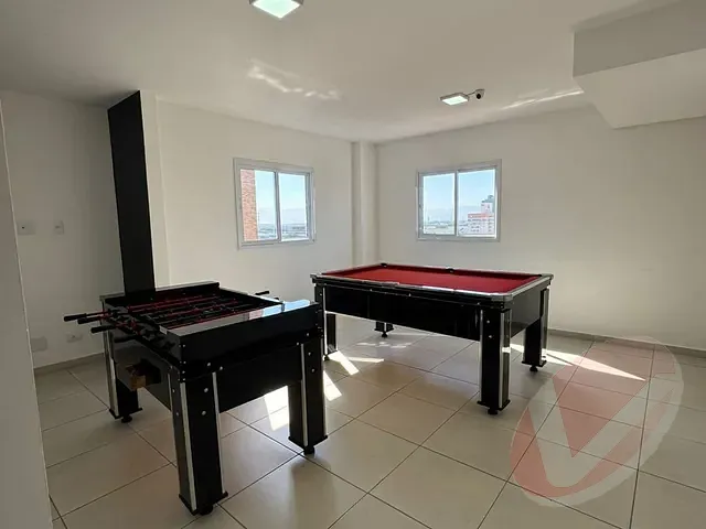 Apartamento 2 quartos e 1 banheiro, à venda, no bairro Guilhermina em Praia Grande