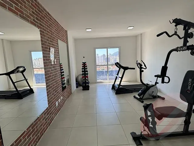 Apartamento 2 quartos e 1 banheiro, à venda, no bairro Guilhermina em Praia Grande