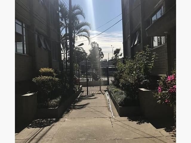 Foto do Apartamento - Apartamento à venda 2 Quartos, 1 Vaga, 54M², Água Branca, São Paulo - SP | Condomínio Central Parque Lapinha | BUSSOCABA ADMINISTRACAO DE BENS E IMOVEIS LTDA