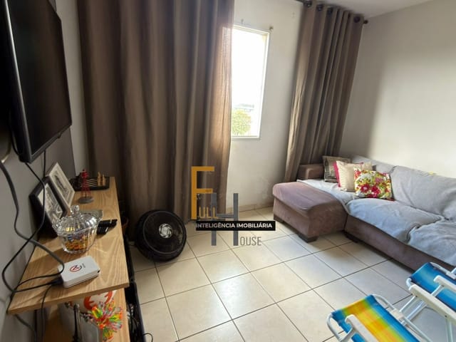 Apartamento 3 quartos e 2 banheiros, à venda, no bairro Residencial Flórida em Goiânia
