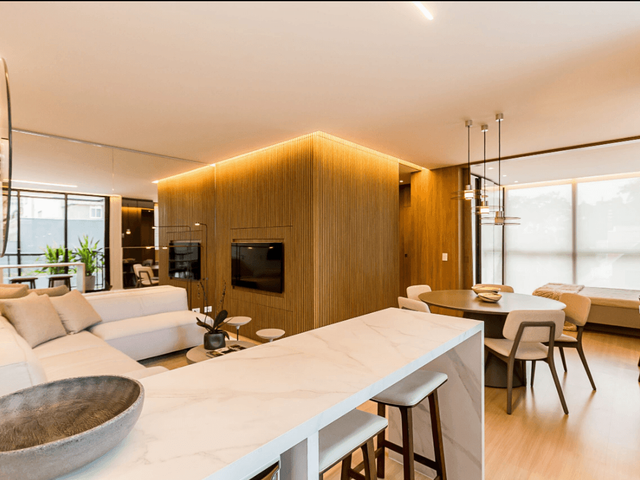 Apartamento 2 quartos e 1 banheiro, à venda, no bairro Bigorrilho em Curitiba