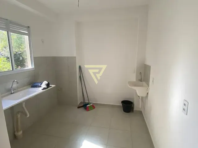 Apartamento 2 quartos e 1 banheiro, para alugar, no bairro Vila Albertina em Ribeirão Preto