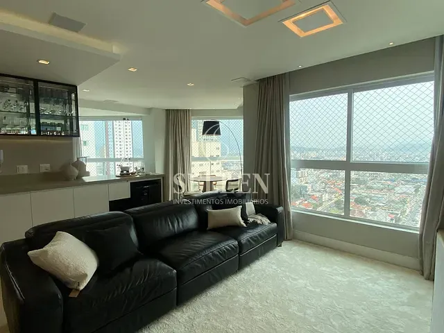 Apartamento com 139m² 3 quartos e 4 banheiros, à venda, no bairro Centro em Balneário Camboriú