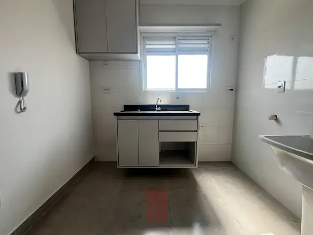 Apartamento 2 quartos e 1 banheiro, para alugar, no bairro Vila Guilherme em São Paulo