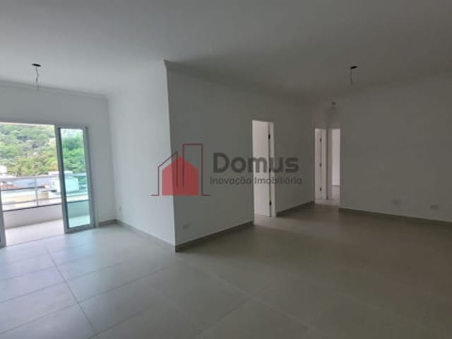 Apartamento à venda, no bairro Praia das Toninhas em Ubatuba