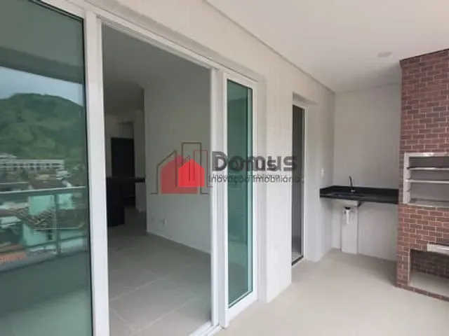 Apartamento à venda, no bairro Praia das Toninhas em Ubatuba
