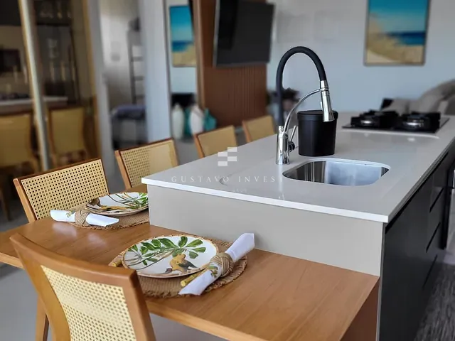 Apartamento 2 quartos e 2 banheiros, à venda, no bairro Praia Brava de Itajaí em Itajaí
