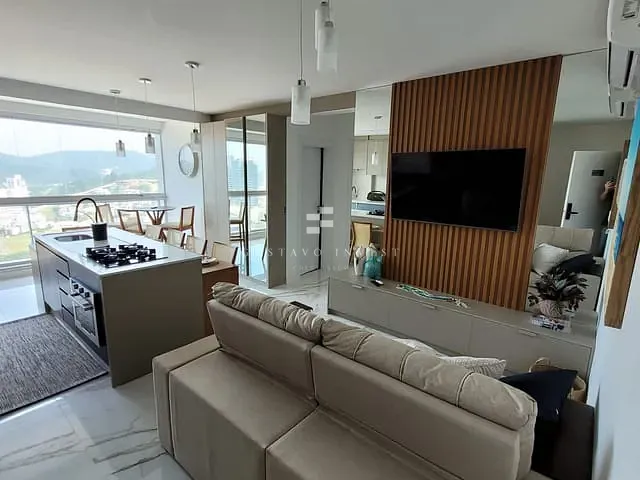 Apartamento 2 quartos e 2 banheiros, à venda, no bairro Praia Brava de Itajaí em Itajaí