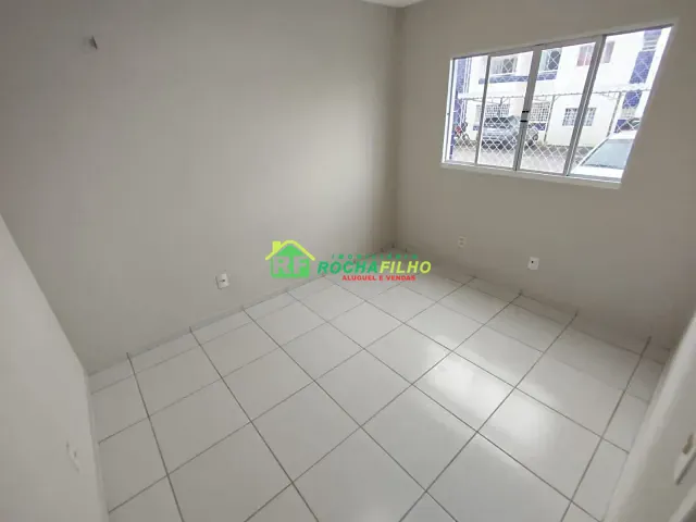 Apartamento com 74m² 3 quartos e 1 banheiro, para alugar, no bairro Triunfo em Teresina
