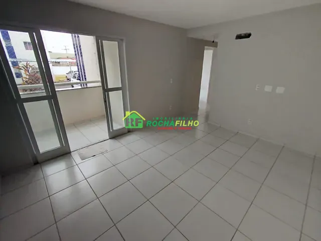 Apartamento com 74m² 3 quartos e 1 banheiro, para alugar, no bairro Triunfo em Teresina