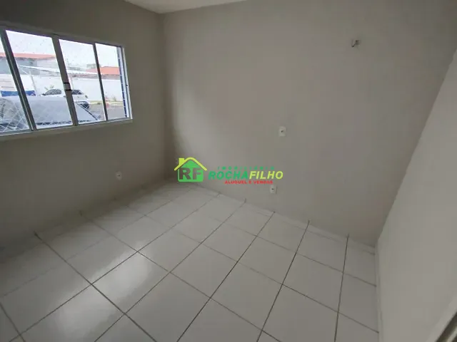 Apartamento com 74m² 3 quartos e 1 banheiro, para alugar, no bairro Triunfo em Teresina