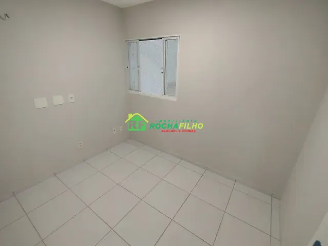 Apartamento com 74m² 3 quartos e 1 banheiro, para alugar, no bairro Triunfo em Teresina