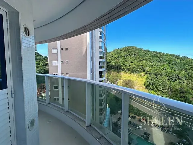 Apartamento 4 quartos e 4 banheiros, para alugar, no bairro Pioneiros em Balneário Camboriú