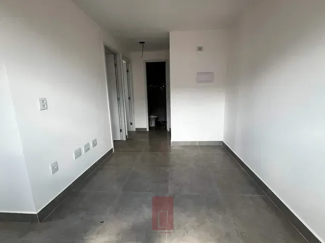 Apartamento 1 quarto e 1 banheiro, para alugar, no bairro Vila Guilherme em São Paulo