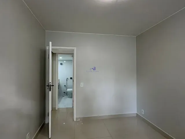 Apartamento 3 quartos e 2 banheiros, para alugar, no bairro Asa Sul em Brasília