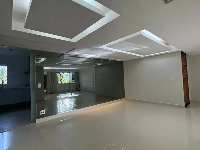 Apartamento 3 quartos e 2 banheiros, para alugar, no bairro Asa Sul em Brasília