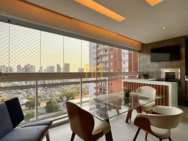 Apartamento 3 quartos e 5 banheiros, à venda, no bairro Umarizal em Belém